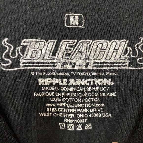 Bleach Ichigo Kurosaki Bankai and Hollow Mask Anime Graphic Design T-Shirt M - Picture 4 of 5